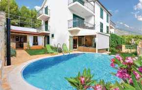 Two-Bedroom Apartment in Ivan Dolac